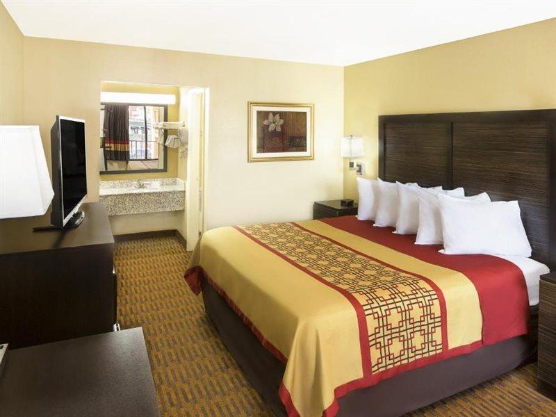 Columbus Grand Hotel & Banquet Center מראה חיצוני תמונה