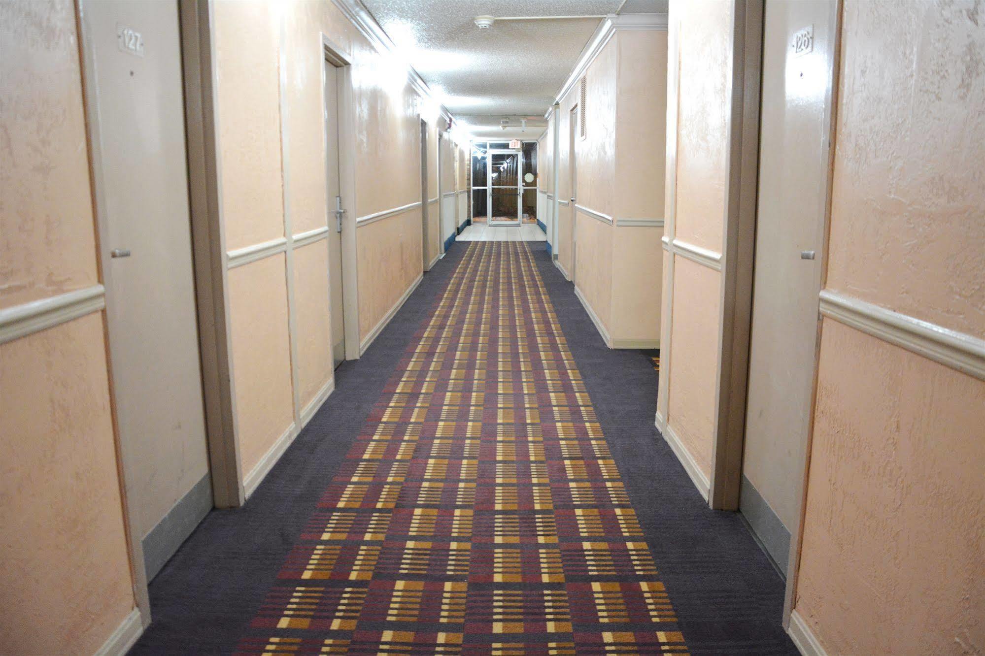 Columbus Grand Hotel & Banquet Center מראה חיצוני תמונה